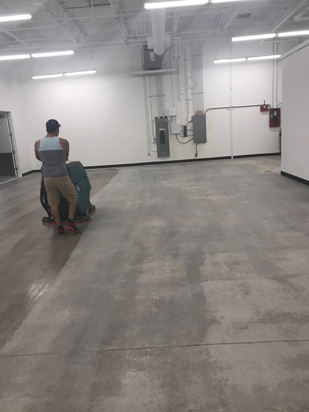 Commercial Cleaning in Knoxville, TN (5)